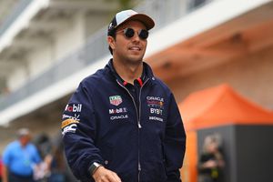 Checo Pérez: "Al 90% de la parrilla le encantaría tener una carrera como la mía"