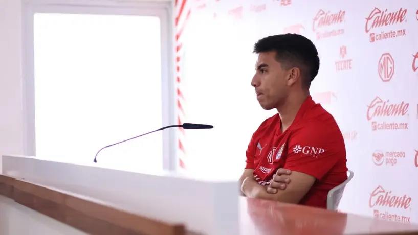 ¡Le responde! Fernando Beltrán 'ningunea' a Édgar Zaldívar previo al Clásico Tapatío