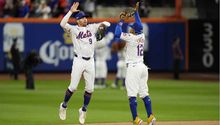 Mets aplastan 7-2 a los Phillies y están a un triunfo de la Serie de Campeonato