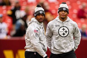 ¿Russell Wilson o Justin Fields? El dilema de los Pittsburgh Steelers para la siguiente temporada