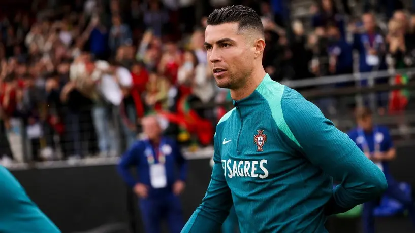 Tuporia arremete contra Cristiano Ronaldo al decantarse por Messi para ser su próximo invitado