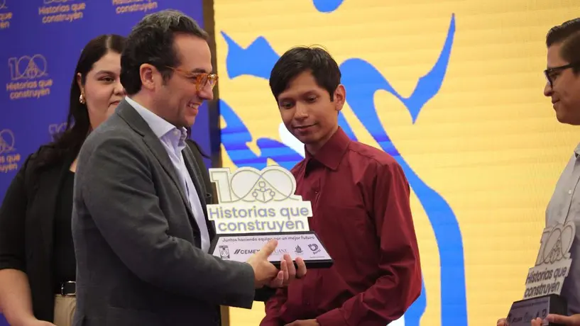 Tigres celebra programa que ha beneficiando a estudiantes de la UANL