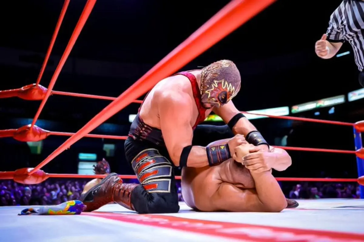 Hechicero sobre el ring
