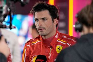 Carlos Sainz aceptó estar dolido tras ser reemplazado por Hamilton en Ferrari