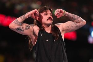 Dominik Mysterio sobre Backlash en México: 'Ojalá pase, se merecen un PLE'