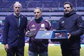 Selección Mexicana rinde homenaje a Alberto García Aspe en el Estadio Cuauhtémoc
