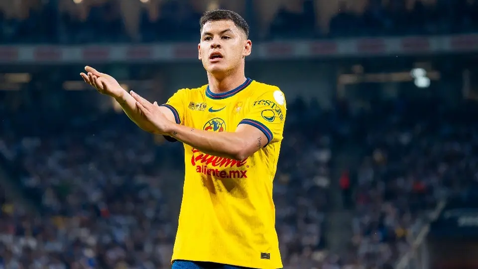 Henry Martín confirma permanencia de Richard Sánchez en América