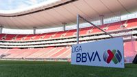 Cancha del Estadio Akron sigue en malas condiciones para el partido de México en Guadalajara