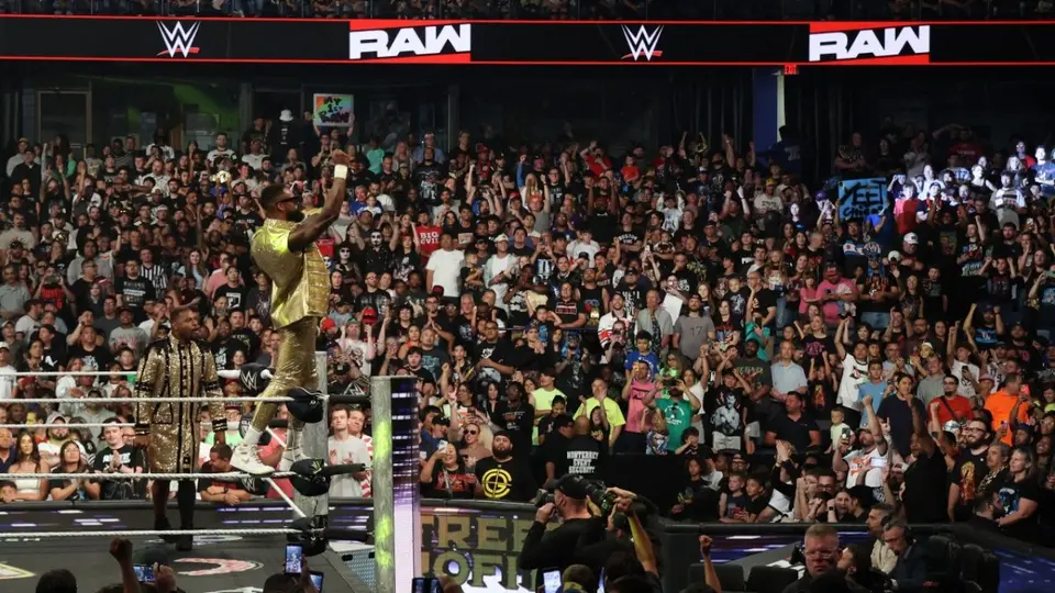 WWE y Montez Ford enfrentan demanda por presunto baile sin consentimiento durante Monday Night Raw