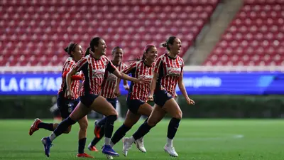 Chivas remonta y golea a Atlas de cara al Clásico Nacional ante América