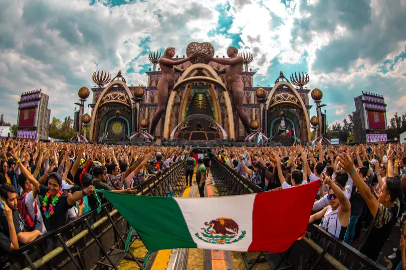 Ya esta todo listo para disfrutar de 3 días de música electrónica en el Autódromo Hermanos Rodríguez / FB: @ElectricDaisyCarnivalMexico
