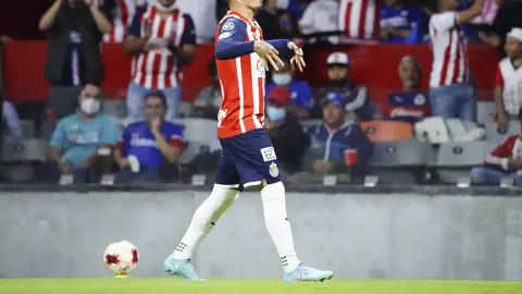 Cristian Calderón celebra su gol ante Cruz Azul en el Clausura 2022 | IMAGO 7