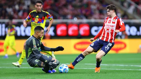 La 'Hormiga' González anotó el gol del triunfo en el reciente Clásico Nacional. l IMAGO7