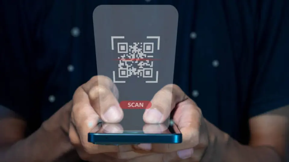 ¿Cómo operan las estafas con códigos QR falsos que roban tus datos bancarios?