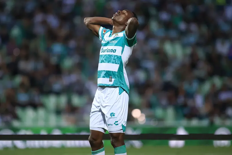 Kevin Palacios se lamenta de la última derrota ante Mazatlán | Imago7