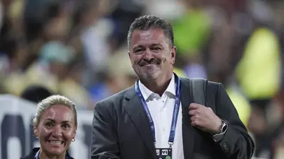 ¡Siguen los rechazos! Carlos Hermosillo se muestra en contra de naturalizados en la Selección Mexicana