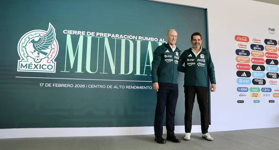Duilio Davino y Sisniega en conferencia de prensa l Gina