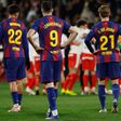 Jugadores de Barcelona en lamento tras la derrota contra Girona | AP