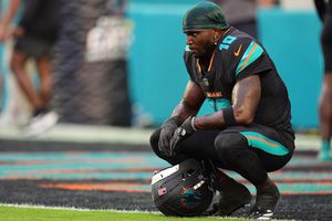 Miami apunta a hacer más movimientos tras la salida de Tyreek Hill | AP