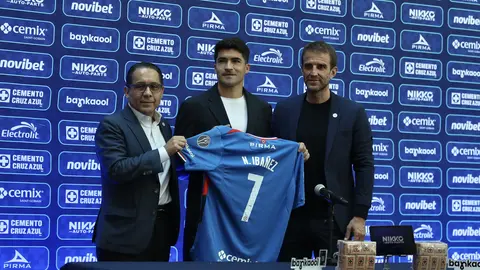 Cruz Azul presentó oficialmente a Ibáñez como su refuerzo | GINA SÁNCHEZ