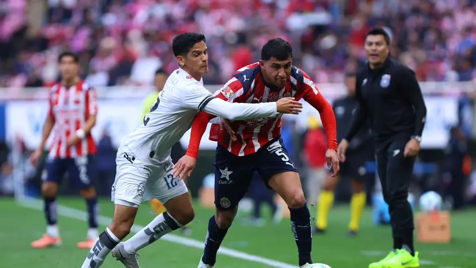 Guadalajara logró su tercera victoria de este torneo contra Querétaro. l IMAGO7