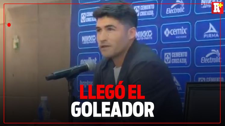 CRUZ AZUL presentó a su GOLEADOR ESTRELLA