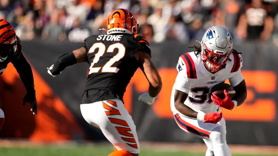 Geno Stone en su etapa con Bengals | AP