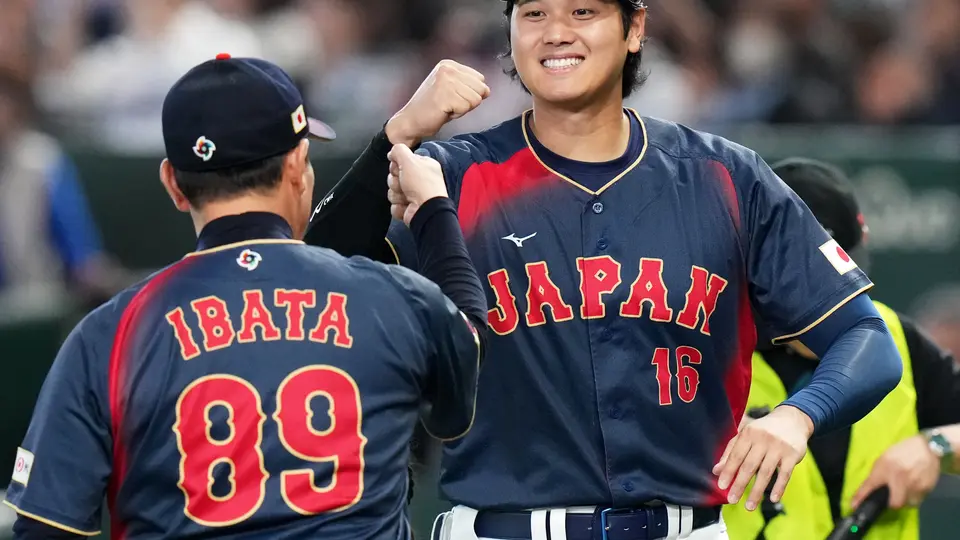 Ibata y Ohtani en el Clásico Mundial de Béisbol | AP
