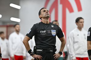 César Arturo Ramos Palazuelos previo al partido de vuelta de la Final entre Toluca y Tigres en el Apertura 2025 | IMAGO 7