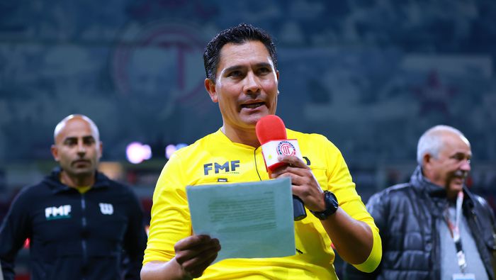 Fernando Guerrero durante el homenaje que recibió por su retiro en enero de 2025 | IMAGO 7