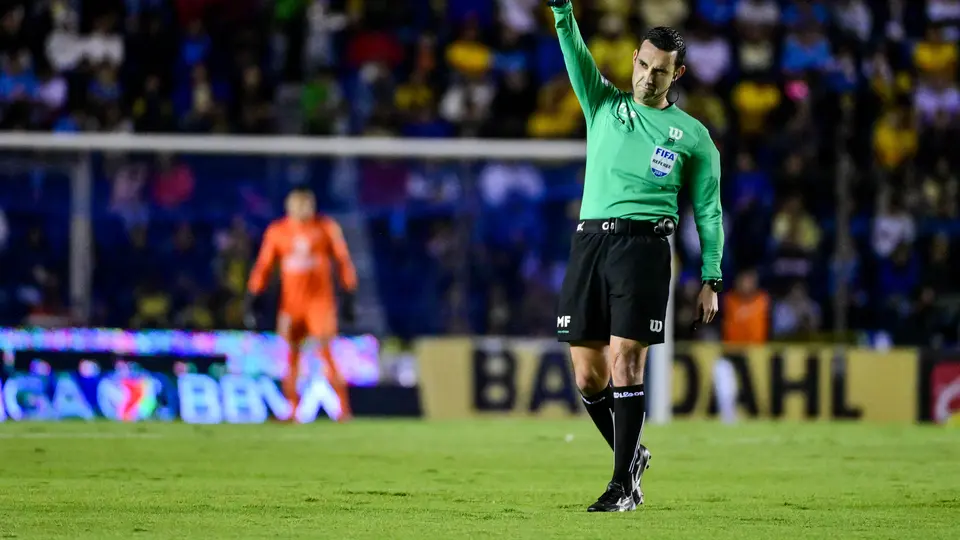 César Ramos Palazuelos en el partido entre Cruz Azul y América en el Clausura 2025 | IMAGO 7