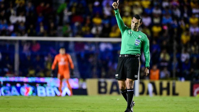 César Ramos Palazuelos en el partido entre Cruz Azul y América en el Clausura 2025 | IMAGO 7