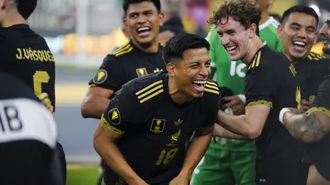 Ángel Sepúlveda celebrando el título de Copa Oro con la Selección Mexicana | IMAGO7
