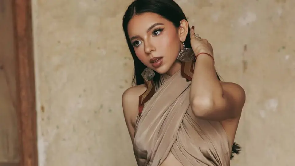 Ángela Aguilar se asustó mucho aquel día que quedaron en medio del fuego cruzado cerca de su rancho/IG: @angela_aguilar_