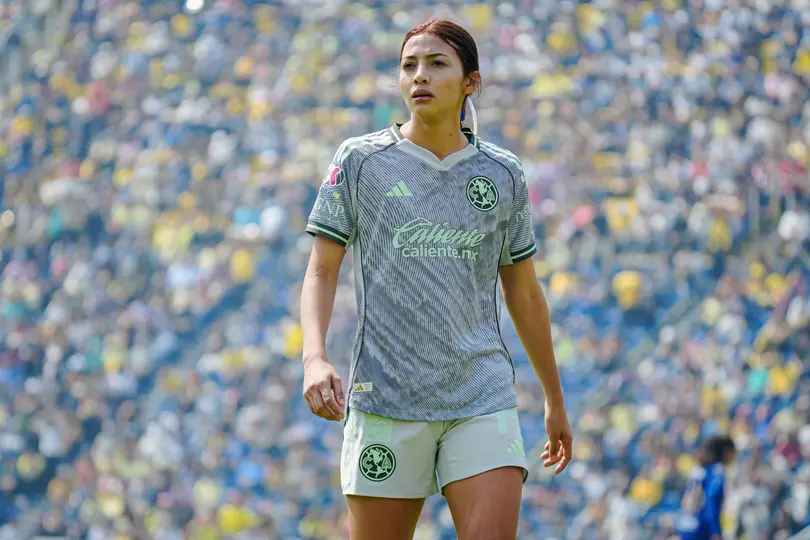 Montse Saldívar con América en un partido del Clausura 2026 | IMAGO 7
