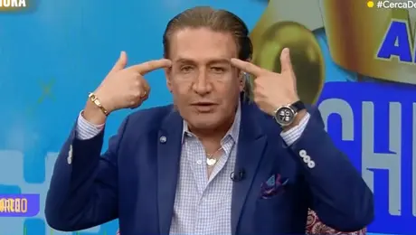 VIDEO: ¡Le sacan la pistola! Fabián Lavalle sufre asalto en gasolinera de CDMX