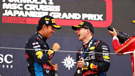 ¿Regresa a Red Bull? Checo Pérez recibe una invitación de Verstappen