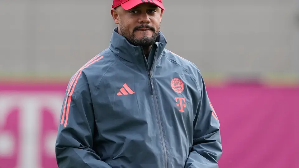 Kompany dice que Bayern quizá no necesite al portero de 16 años pese a crisis de lesiones