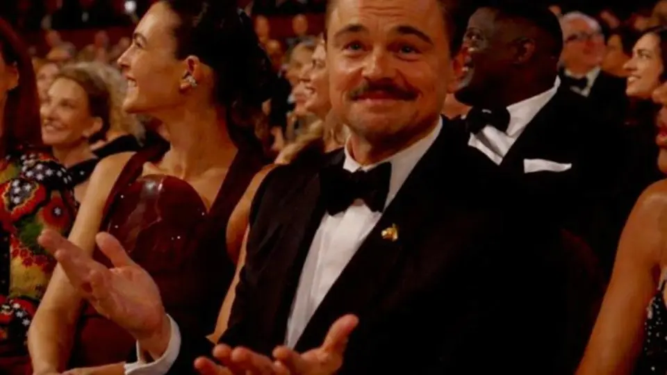 Las expresiones del actor captadas durante la gala provocaron miles de reacciones en internet./ X