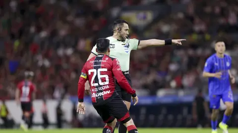 Aldo Rocha, capitán de Atlas, en el Clásico Tapatío del Clausura 2026 | AP