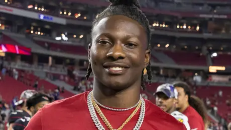 Philadelphia Eagles refuerzan su ofensiva con Hollywood Brown por 6.5 millones