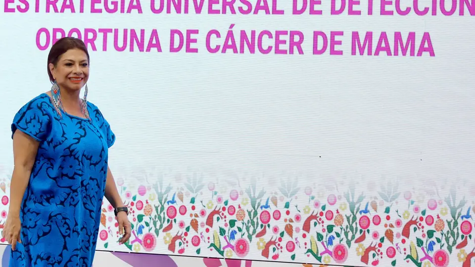 Clara Brugada evitó responder y continuó con el desarrollo de la conferencia./ X: @ClaraBrugadaM