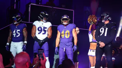 Por primera vez en 25 años Baltimore Ravens presentan nuevo uniformes
