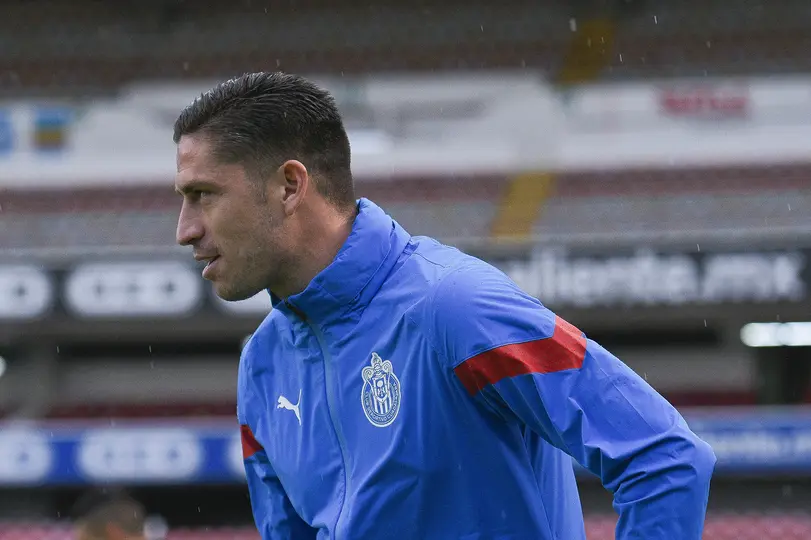 Ormeño habló sobre su corta estancia con Chivas | IMAGO7