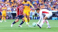Raúl 'Tala' Rangel en el partido de Chivas contra Tigres en el Clausura 2026 de la Liga MX | IMAGO 7