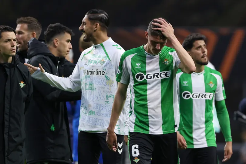 Jugadores en lamento tras la derrota de Real Betis contra Braga | AP