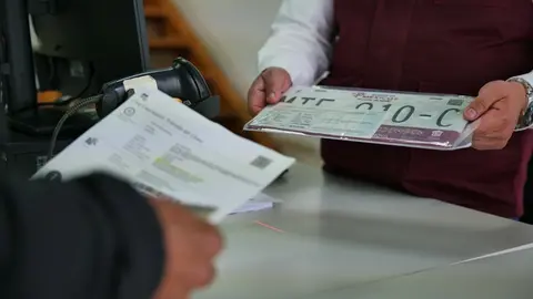 La entrega de placas ahora pueden ser enviadas a tu domicilio con un costo extra / Redes Sociales