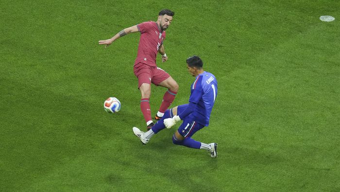 Raúl 'Tala' Rangel en el partido de la Selección Mexicana contra Portugal | IMAGO 7