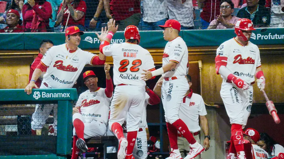 Con el pie derecho rumbo al tricampeonato, Diablos Rojos debuta con victoria
