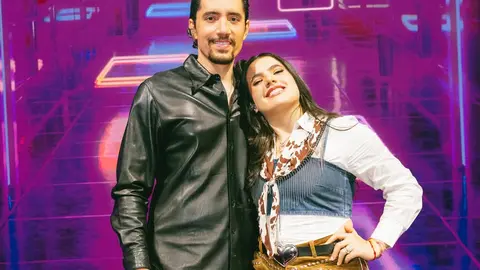 Camila y Alex Fernández participan en el programa "Juego de Voces". / IG @camifdzoficial